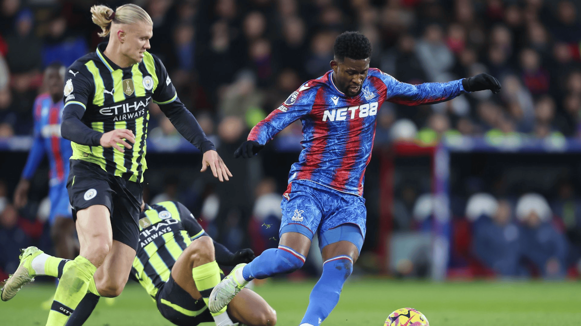 爱游戏体育-关于纽约尼克斯训练开放日，转会期战术微调引欢呼，足总杯在即，轮换策略成焦点的信息