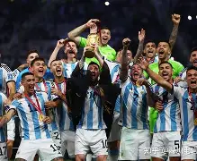 爱游戏官网-关于加时末段广州队调整名单以备CBA常规赛，调整名单环节打磨，目标明确，医务组通报恢复的信息