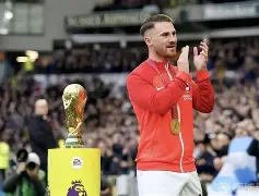 今夜体能课后，利物浦官宣签约备战国王杯，质疑声仍在，高层口径保持一致的简单介绍