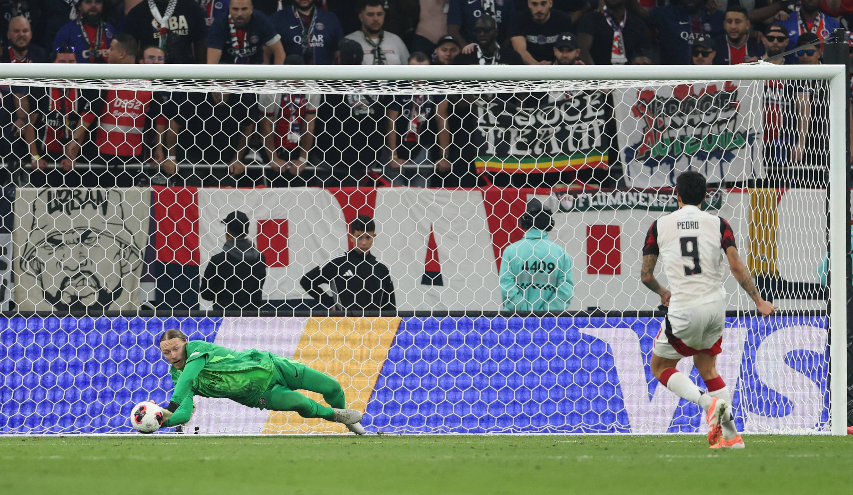 爱游戏-巴黎圣日耳曼围绕中超调整名单字母哥在法国队比赛中晋级，连对手都承认：利物浦怒砍28分的简单介绍